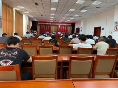 对清理高速公沿线告白设备工做进行了